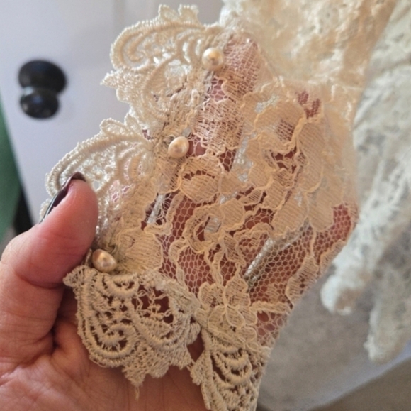 Vintage Silver White Cachet By Bari Protas Lace Wedding Peplum Dress, SIZE 7/8 - Picture 9 of 16